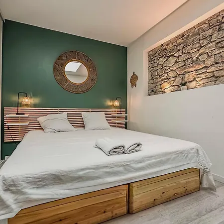 #ib The Little Terrace Appartement *